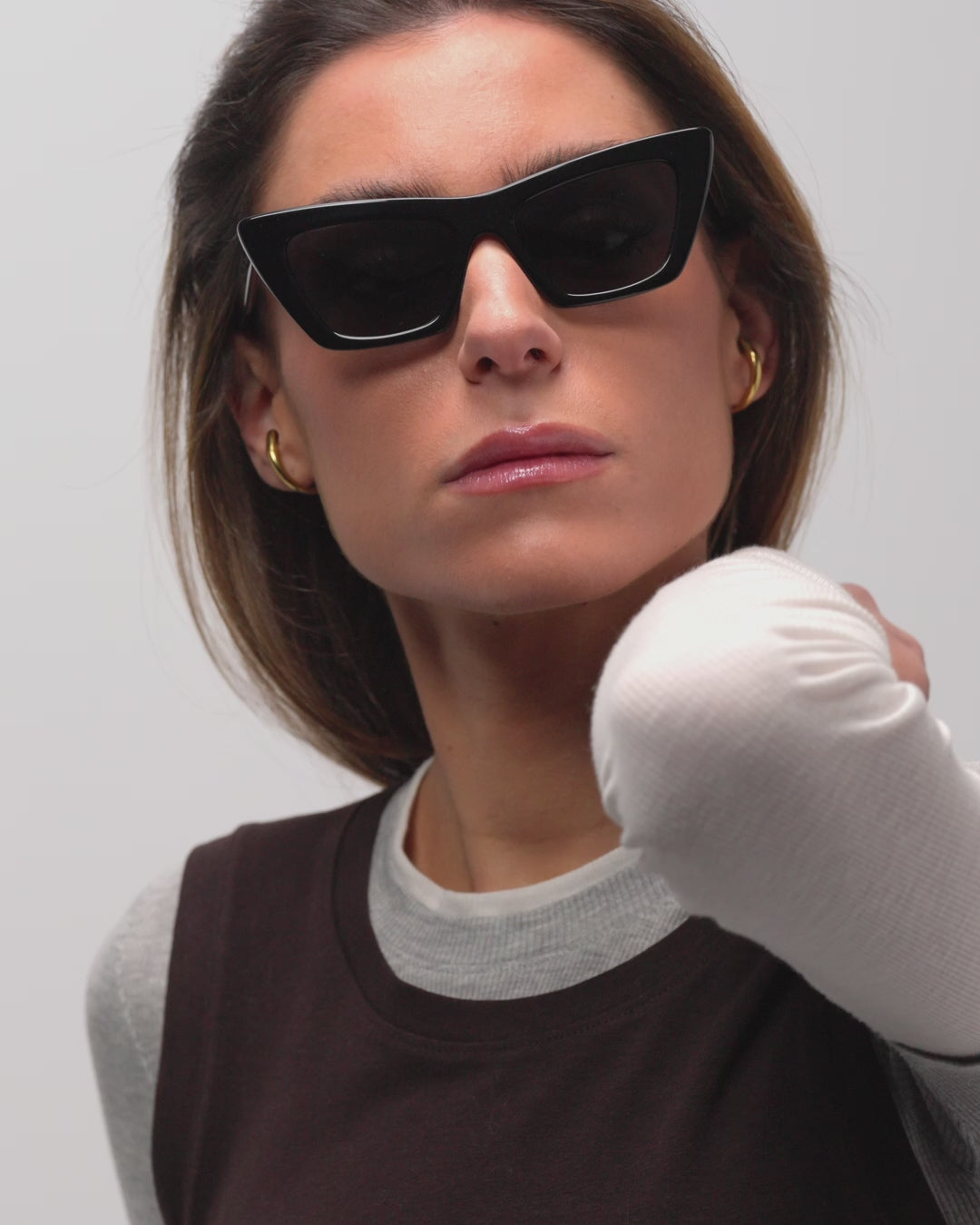 Campbell Black sunglasses woman wearing slow motion